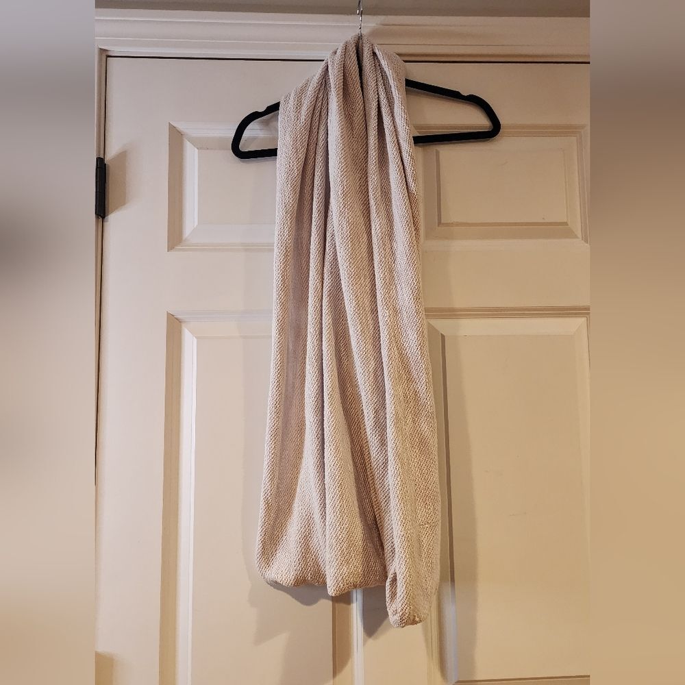 Divided beige infinity scarf
